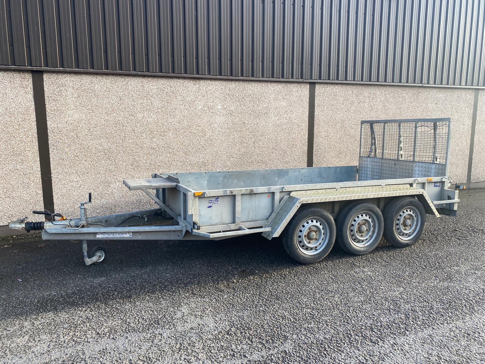 Ifor Williams GH126 Tri-axle (7314)