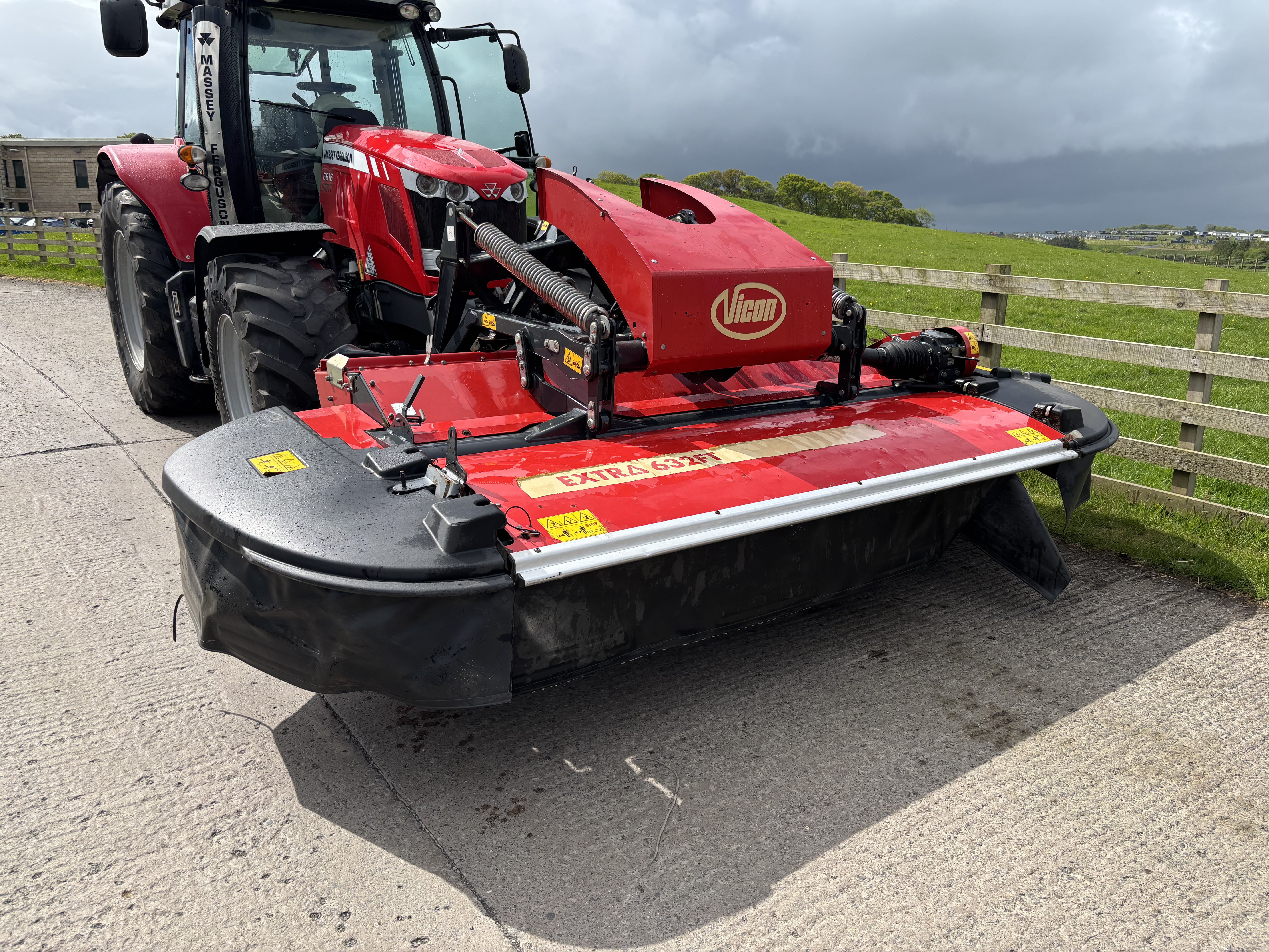 Vicon 632FT Front Mower Conditioner
